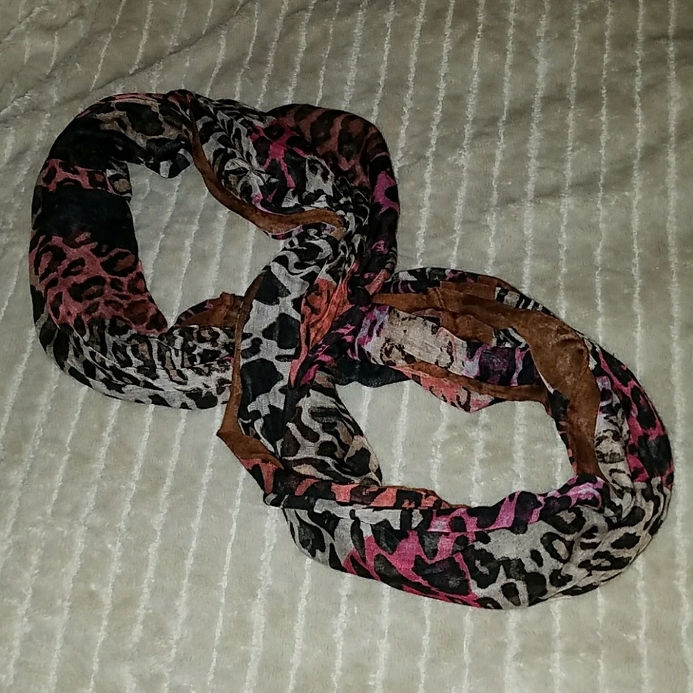 Infinity Scarf - Picture 2 of 3